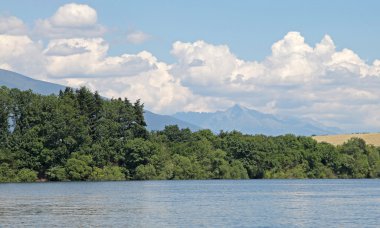 Liptovska mara - su havzası bölgesi liptov içinde