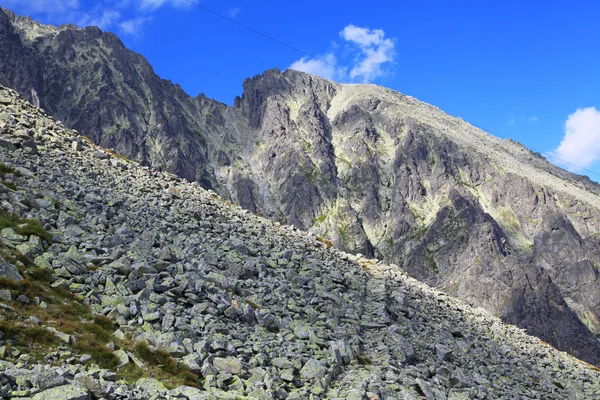 Vista de Velka Lomnicka veza - pico em High Tatras, Eslováquia — Fotografia de Stock