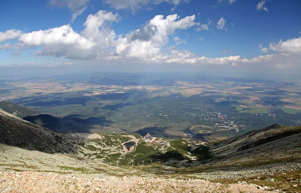 Pohled z velka lomnicka veza - vrchol ve Vysokých Tatrách, Slovensko — Stock fotografie