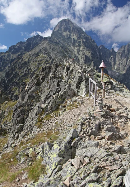 Visa från velka lomnicka veza - topp i Vysoké Tatry, Slovakien — Stockfoto