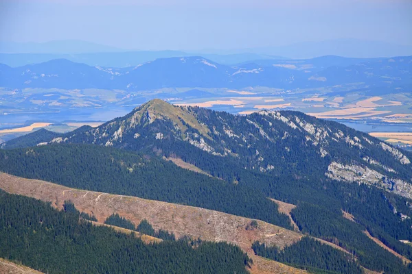 Widok z derese - Niskie Tatry, Słowacja — Zdjęcie stockowe