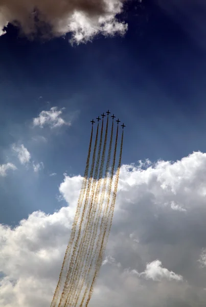 Equipe de demonstração aeronáutica Patrulla Aquila — Fotografia de Stock