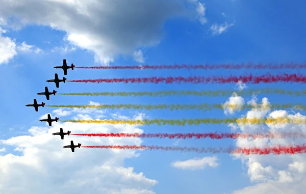 Akrobasi gösterisi takım patrulla aquila — Stok fotoğraf