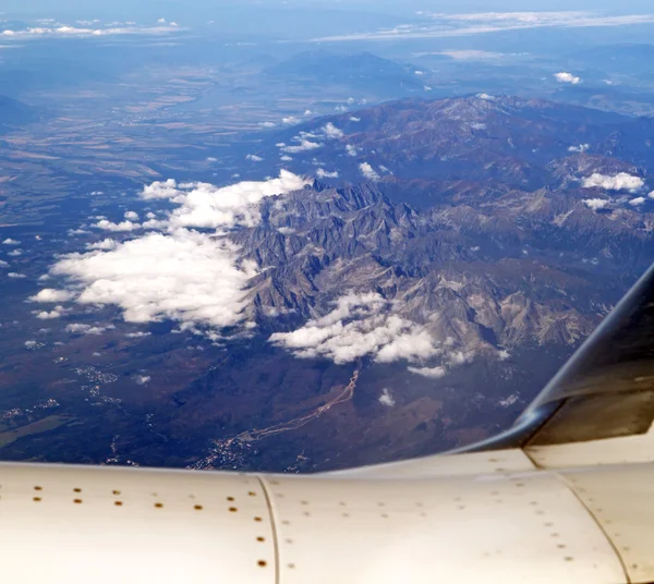 Altas montanhas Tatras de avião, Eslováquia — Fotografia de Stock