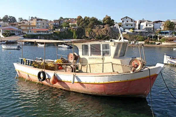 Puerto en la aldea Panormo en Creta, Grecia — Foto de Stock