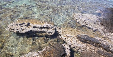 elafonisi, crete, pembe kum ile sığ açık deniz