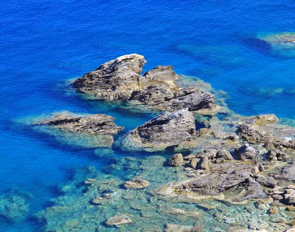 얕은 명확한 바다의 크레타 — 스톡 사진