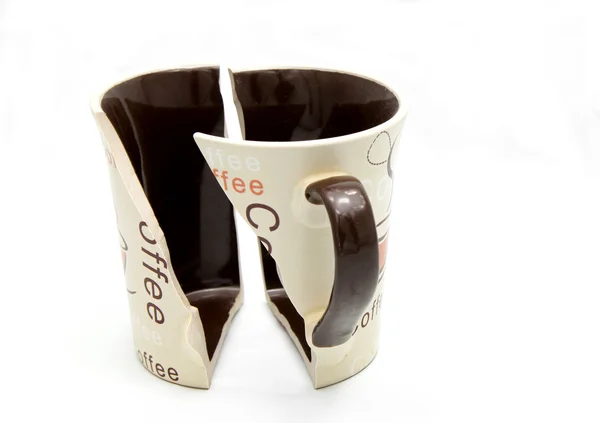 孤立した壊れたコーヒー カップ — ストック写真