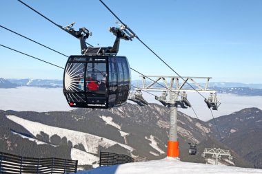 Modern teleferik funitel adlı chopok tepe - düşük tatras, Slovakya