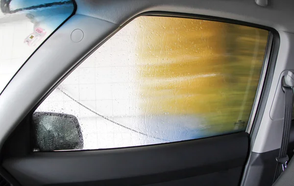 Car inside carwash — Stock Photo, Image