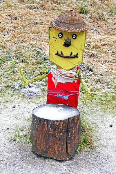 Figura in legno intagliato a mano — Foto Stock