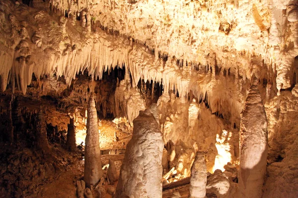 Intérieur de la belle grotte de liberté Demanovska, Slovaquie — Photo