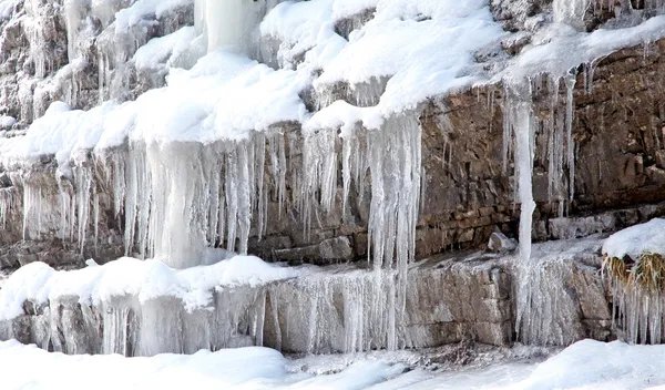 Icicles on rock en Low Tatras, Eslovaquia — Foto de Stock