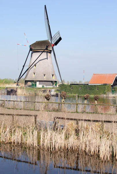 Moulins à vent à Kinderdijk, Pays-Bas — Photo