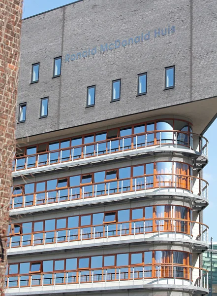 Edificio en Rotterdam - Países Bajos — Foto de Stock