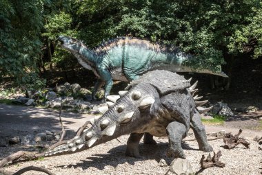 dinozor gerçekçi bir model