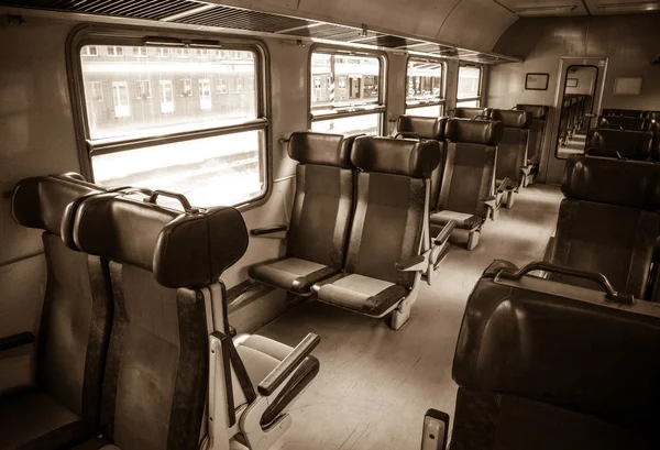 Tren interior —  Fotos de Stock