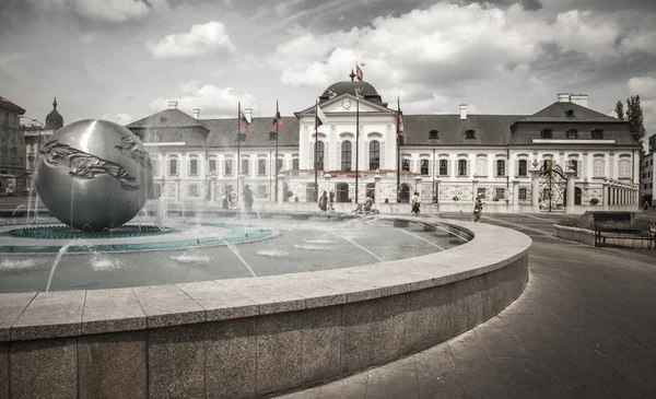 Grassalkovich 궁전, 브라 티 슬 라바-슬로바키아 — 스톡 사진