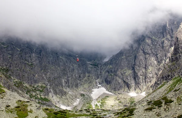 在高塔特拉山区，斯洛伐克索道 — 图库照片