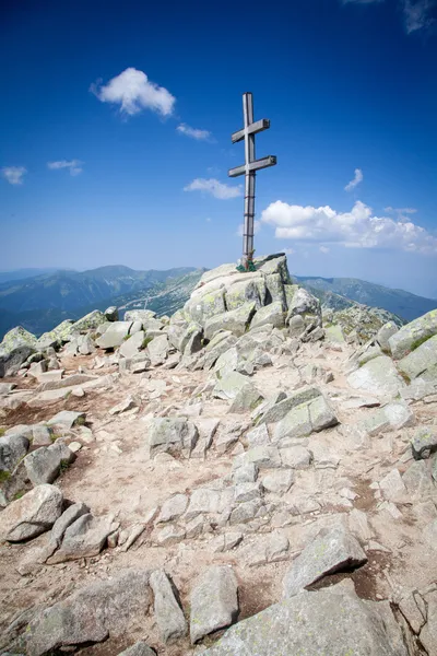 Kříž na kopci dumbier na Slovensko — Stock fotografie
