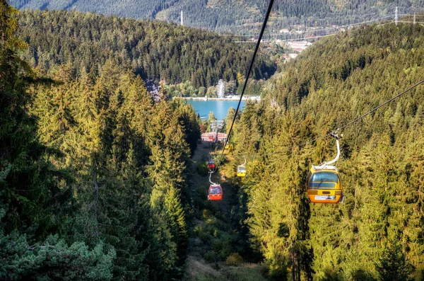 Ruzomberok Slowakije Oktober 2021 Gondels Voor Het Kabelbaanstation Ski Fietspark — Stockfoto