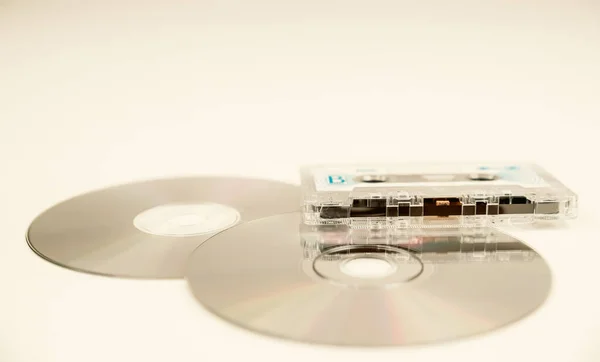 Audio Cassette Tape Compact Discs Vintage Stijl — Stockfoto