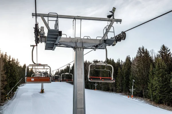Krusetnica Slowakije Januari 2021 Lege Stoelen Skilift Skigebied Krusetnica Slowakije — Stockfoto