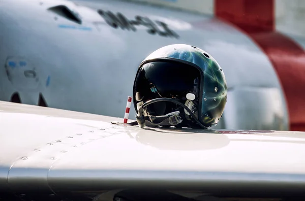 Casco Piloto Fighter Ala Avión Combate — Foto de Stock