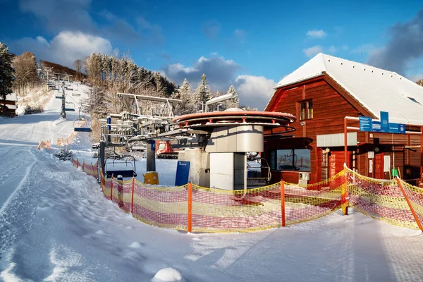 Valca Slovakien Januari 2022 Tomma Stolar Vid Liftstolen Orten Snowland — Stockfoto