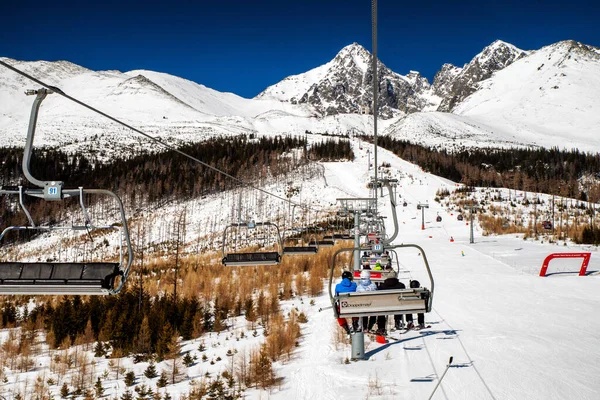 Tatranska Lomnica Slowakei März 2022 Sessellifte Skigebiet Tatranska Lomnica Der — Stockfoto