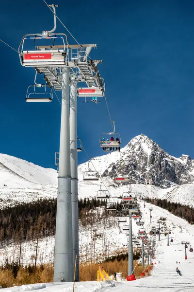 Tatranska Lomnica Slowakei März 2022 Skilift Wintersportort Tatranska Lomnica Der — Stockfoto