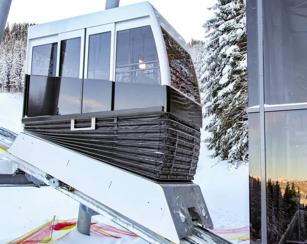 Demanovska Dolina Eslováquia Dezembro 2021 Estação Ropeway Twinliner Resort Jasna — Fotografia de Stock