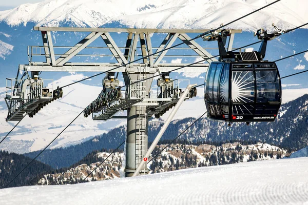 Demanovska Dolina Slowakei Dezember 2013 Gondelbahn Funitel Skigebiet Jasna Der — Stockfoto