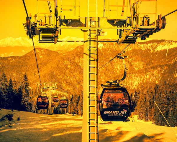 Demanovska Dolina Slovakia February 2015 Gondola Lift Resort Jasna Low — Stock Photo, Image