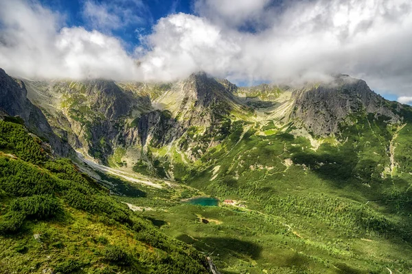Tarn Zelene Pleso Höga Tatrabergen Slovakien Alpin Sommar Bergslandskap Med — Stockfoto