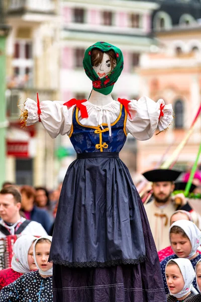 Ruzomberok Eslováquia Abril 2022 Tirar Queimar Deusa Eslava Moreana Tradição — Fotografia de Stock