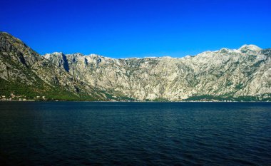 Karadağ 'da Adriyatik Denizi ve Kotor Körfezi.