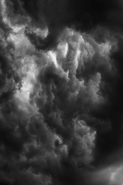 Terrible Ciel Couvert Nuages Gris Pluvieux Avertissement Tempête — Photo