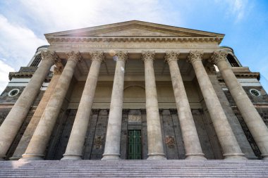 Macaristan 'da büyük sütunlu Esztergom Bazilikası