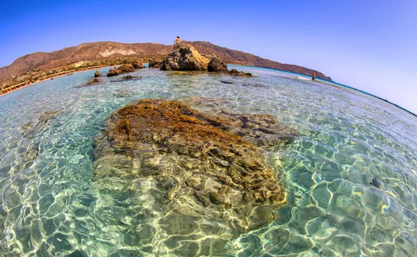 Elafonisi Greece September 2013 Vacationers Clear Sea Elafonisi Lagoon Crete — Foto de Stock