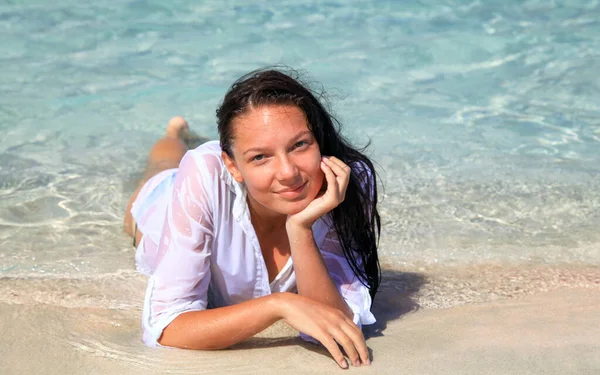 Girl White Shirt Posing Lying Sea Elafonisi Beach Crete Island — 스톡 사진