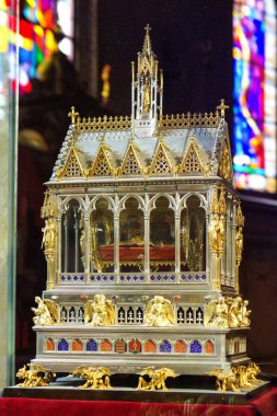 St. Stephen, Budapeşte Macaristan kralı kutsal sağ kolu. Hugarian kalıntı