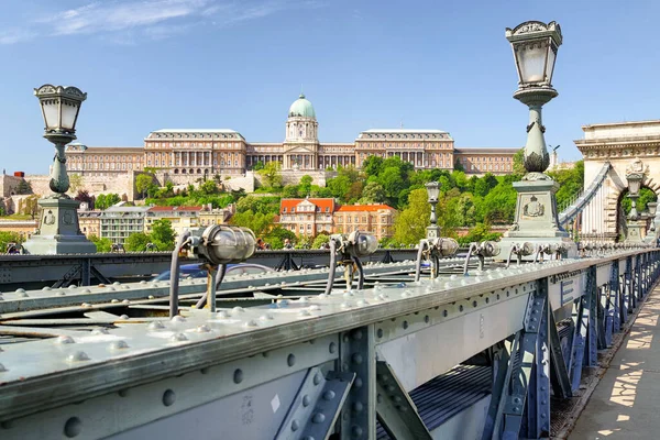 Βουδαπέστη Ουγγαρία Μαΐου Κάστρο Βούδα Από Διάσημη Γέφυρα Των Αλυσίδων — Φωτογραφία Αρχείου
