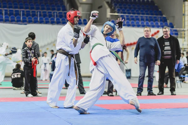 Mästerskapet i Moskvaregionen på kyokushinkai karate. — Stockfoto