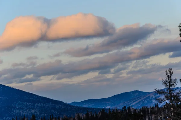 Ski resort sheregesh, dağ shoria, kemerovo bölgesi, Rusya Federasyonu. — Stok fotoğraf