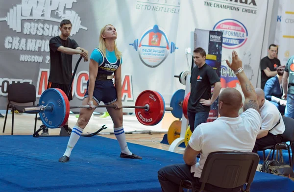 Rusya'nın şampiyona tarihinde Moskova'da powerlifting. — Stok fotoğraf