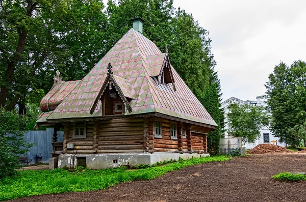Estate di Abramtsevo, regione di Mosca, Russia . — Foto Stock
