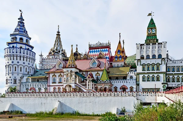 Izmailovo Kremlin, situado cerca de la finca Izmailovo . — Foto de Stock