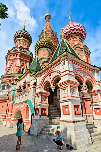 St. Basil\'s Cathedral on red square in Moscow.