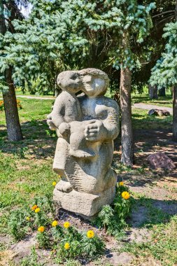 Antik taş putlar, kiev.